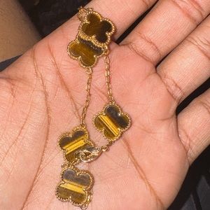 Large onyx Vancleef Bracelet